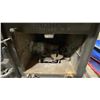 Image 8 : ANTIQUE COLUMBIA 3A CAST IRON MARINE WOOD BURNING STOVE