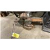 Image 1 : RAE 205 HEAVY DUTY VINTAGE BENCH VICE