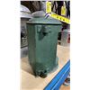 Image 3 : PAINTED GREEN PERKO NAVIGATION LANTERN