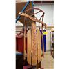 Image 2 : VINTAGE WOODEN FLEETWING SLED