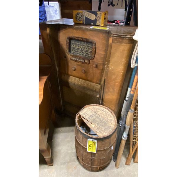 MINERVA VINTAGE CONSOLE RADIO & SMALL BARREL BUCKET OF ASSORTED GALVANIZED DECK SPIKES
