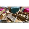 Image 2 : 4 VINTAGE COLLECTABLE WOODEN CRATES