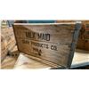 Image 4 : 4 VINTAGE COLLECTABLE WOODEN CRATES