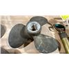 Image 5 : 4 ASSORTED VINTAGE BOAT PROPELLERS