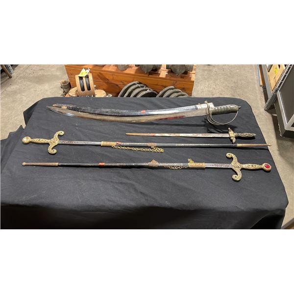 4 COLLECTABLE VINTAGE SWORDS