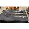 Image 1 : 4 COLLECTABLE VINTAGE SWORDS
