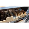 Image 4 : SHELF OF ASSORTED GALVANIZED VINTAGE MARINE HARDWARE