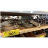 Image 3 : SHELF OF ASSORTED VINTAGE MARINE PARTS & HARDWARE