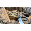 Image 3 : LARGE ROLL OF VINTAGE NAUTICAL BRAIDED ROPE, PULLEY HANDLE & 3 VINTAGE PULLEYS