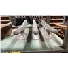 Image 2 : 3 ANTIQUE FORGED METAL BOAT CLEATS