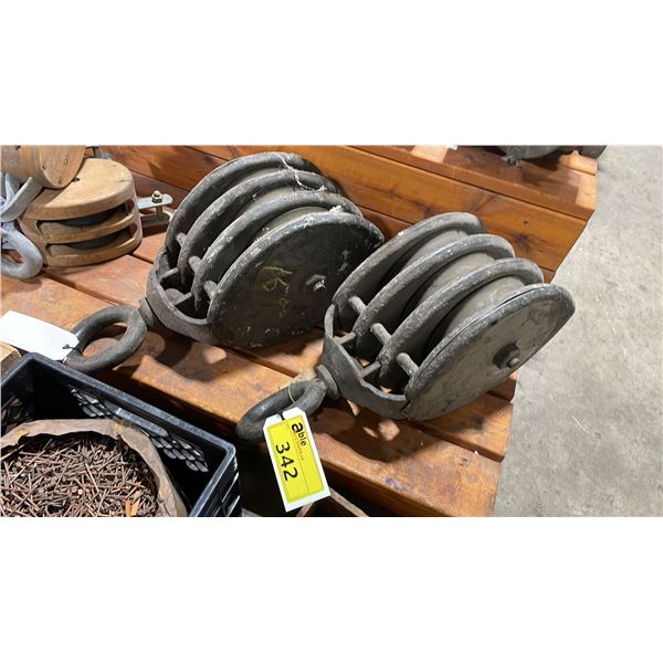 PAIR OF VINTAGE HEAVY DUTY MARINE TRIPLE PULLEY BLOCKS