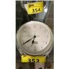Image 2 : WEEMS & PLATH 642000 CHROME ENDURANCE 145 RADIO CONTROLLED CLOCK