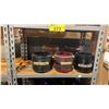 Image 5 : 6 SHELVES OF ASSORTED VINTAGE LANTERN LENSE