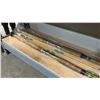 Image 2 : 2 VINTAGE ALGONQUIN ORANGE/GREEN FISHING RODS