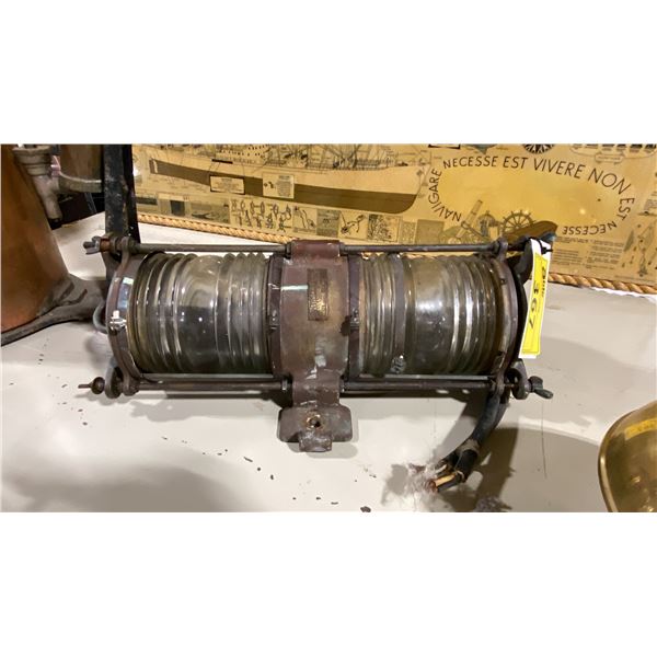 THE CARLISLE & FINCH CO. VINTAGE NAUTICAL ELECTRIC LANTERN