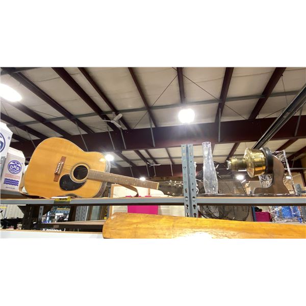 MIRROR MOUNTED MARINE OIL LAMP WITH GLASS & ACOUSTIC GUITAR