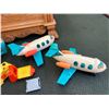 Image 8 : FISHER-PRICE LITTLE PEOPLE LOT - AIRPORT (INTERNAL REFERENCE: T)