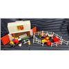 Image 1 : FISHER-PRICE LITTLE PEOPLE LOT - FARM LOT #1 (INTERNAL REFERENCE: J)