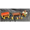 Image 1 : FISHER-PRICE LITTLE PEOPLE LOT - VERY OLD WOODEN TRAIN (INTERNAL REFERENCE: W)
