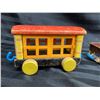 Image 4 : FISHER-PRICE LITTLE PEOPLE LOT - VERY OLD WOODEN TRAIN (INTERNAL REFERENCE: W)