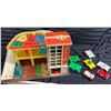 Image 1 : FISHER-PRICE LITTLE PEOPLE LOT - CAR ELEVATOR #2 (INTERNAL REFERENCE: Z)