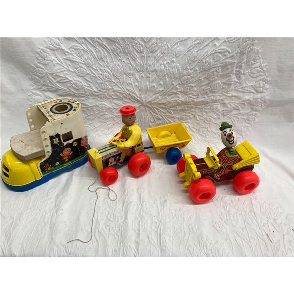 FISHER-PRICE TOYS -  PULL TOYS AND OLD MOTHER HUBBARD (INTERNAL REFERENCE: FF)