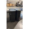 Image 1 : 2 PORTABLE TRADE SHOW DISPLAYS
