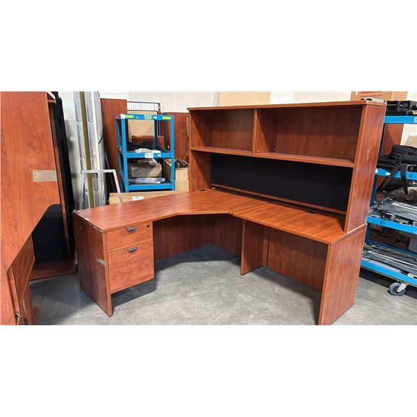 CHERRY 5.5' X 5.5' CORNER COMPUTER DESK