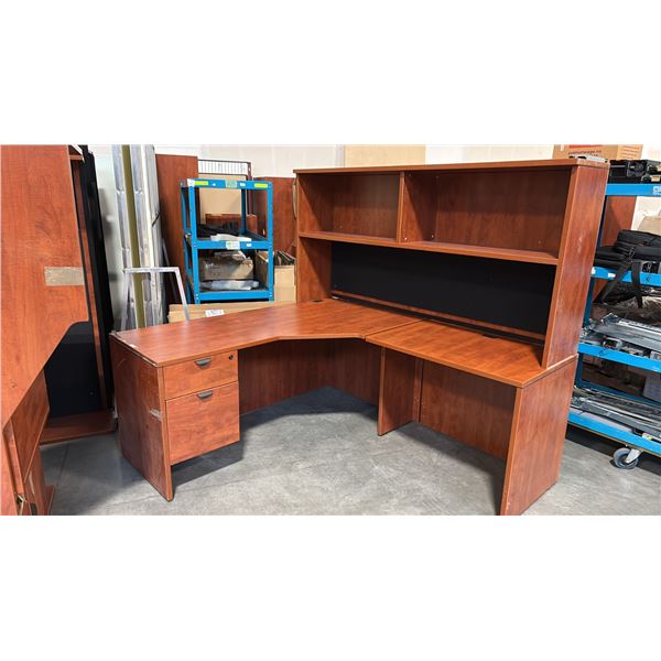 CHERRY 5.5' X 5.5' CORNER COMPUTER DESK