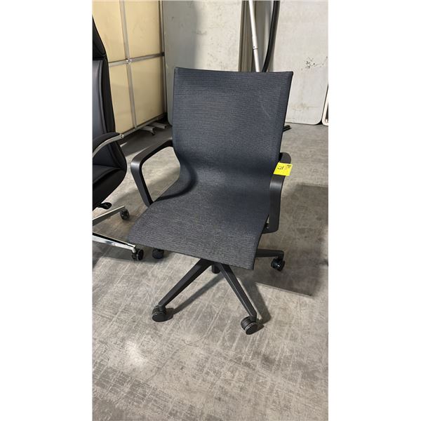 JUPITER BARCELONA BLACK MESH BACK TASK CHAIR