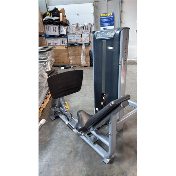 MATRIX LEG PRESS STATION