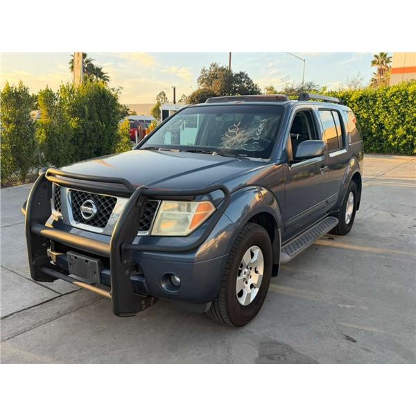 NISS PATHFINDER 2006 T-DONATION