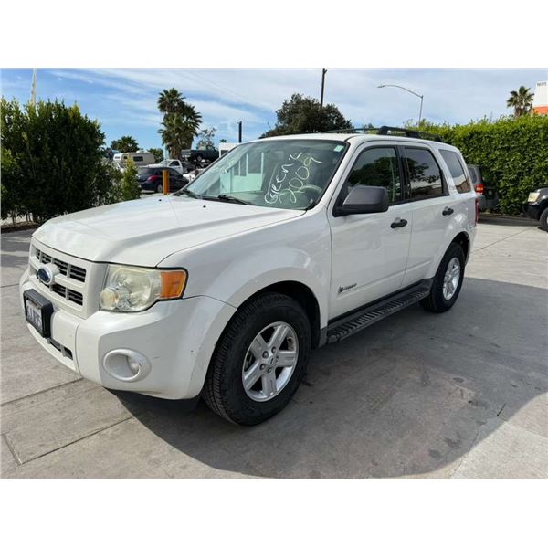 FORD ESCAPE 2009 O/S TITLE 2 DAYS