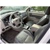 Image 5 : FORD ESCAPE 2009 O/S TITLE 2 DAYS