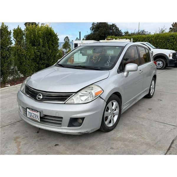 NISS VERSA 2011 APP  DUP/T-DON