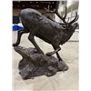 Image 1 : Elk Statue