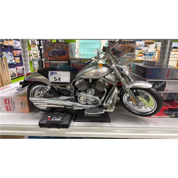 HARLEY DAVIDSON RC MOTORCYCLE WITH REMOTE