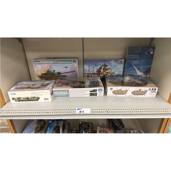 SHELF OF ASSORTED MODEL TANK KITS INCLUDING; BRITISH CHALLENGER 2, BRITISH 155MM AS-90