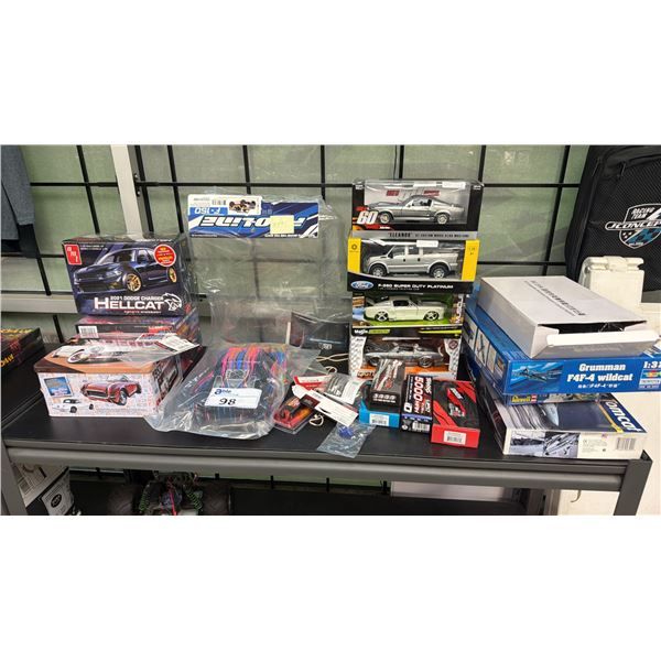 SHELF OF ASSORTED MODEL KITS INCLUDING; 2021 DODGE CHARGER HELLCAT, F-350 SUPER DUTY PLATINUM, 1967