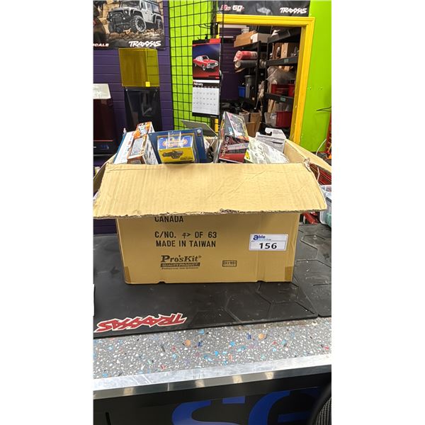 BOX OF ASSORTED MODEL CARS