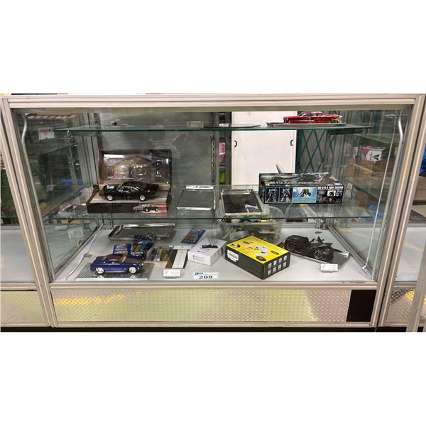 CONTENTS OF SHOWCASE INCLUDING; MODEL CARS, MODEL GUNDAM, REFLECTIVE DISPLAY TRAYS & MORE