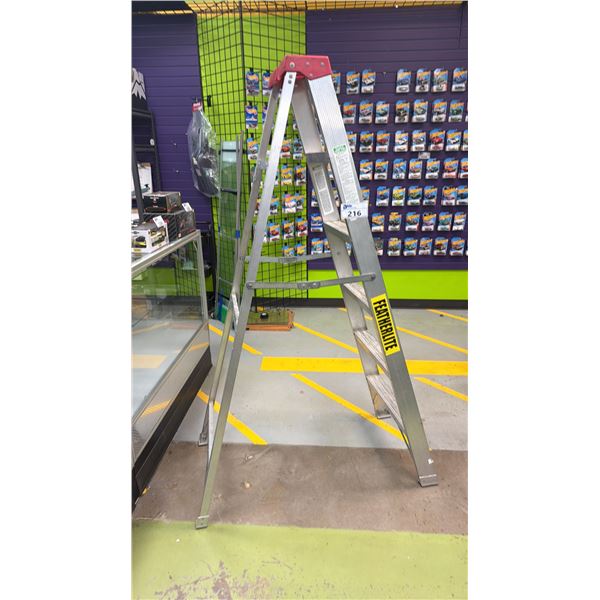 FEATHERLITE APPROX. 6' ALUMINUM STEP LADDER
