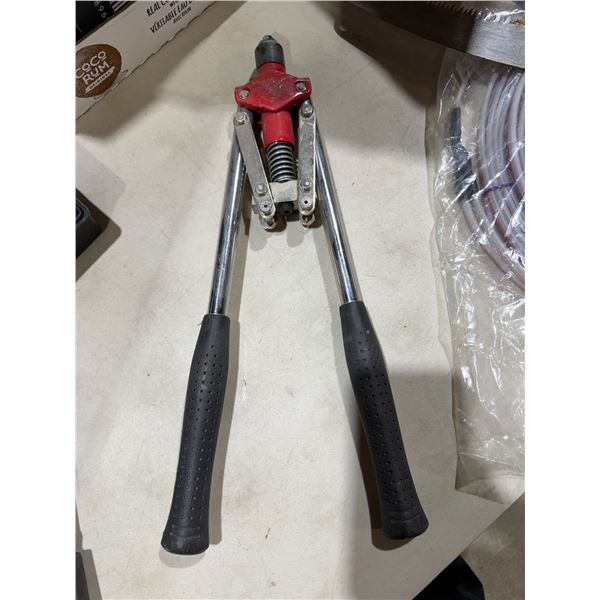 manual industrial lever riveter