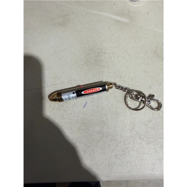 Keychain laser pointer needs batteries