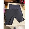 Image 1 : Shorts size medium