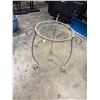 Image 1 : Plant stand