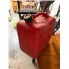 Image 1 : Fuel container
