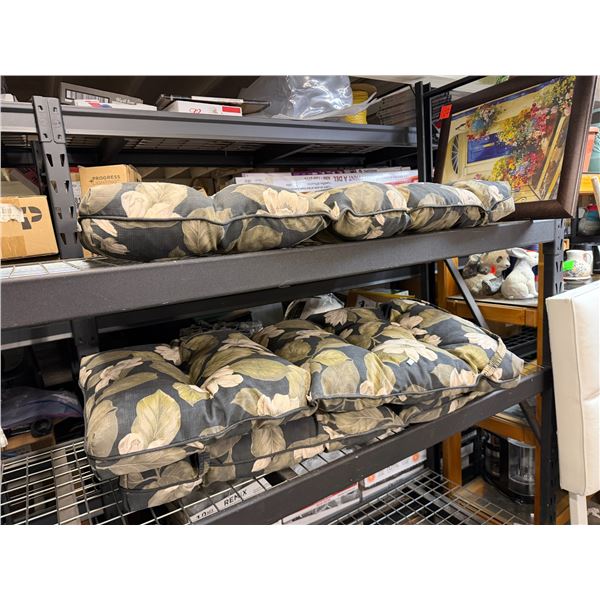 3 patio chair cushions