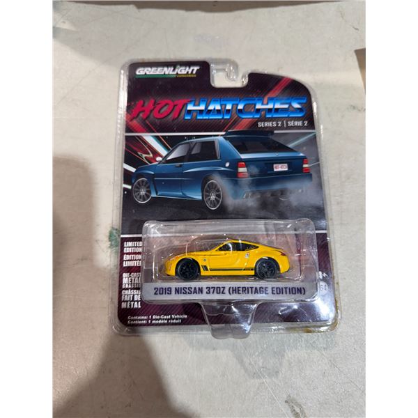 Hot patches green light collectible car 2019 Nissan 370Z Heritage edition