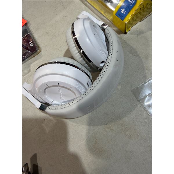 PLUEDIO headphones
